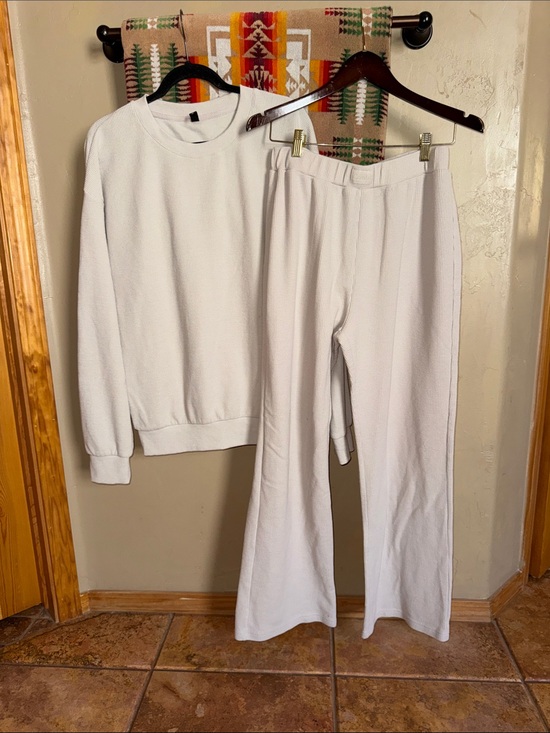 Comfrt Pants - COMFRT-WAFFLE SET- SIZE LARGE- UNISEX ADULTS